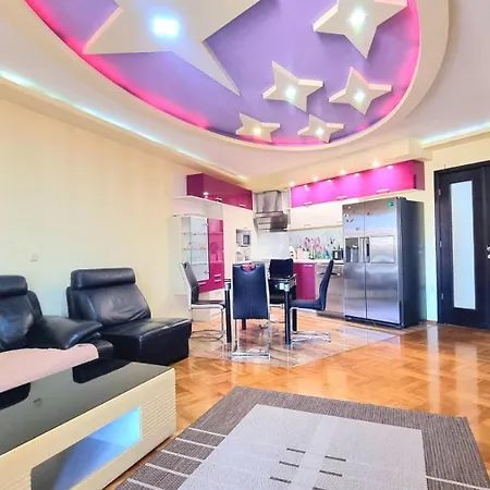 Premium 2Bd Central View Burgas With Parking Apartment