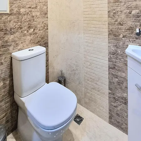 Premium 2Bd Central View Burgas With Parking Apartment